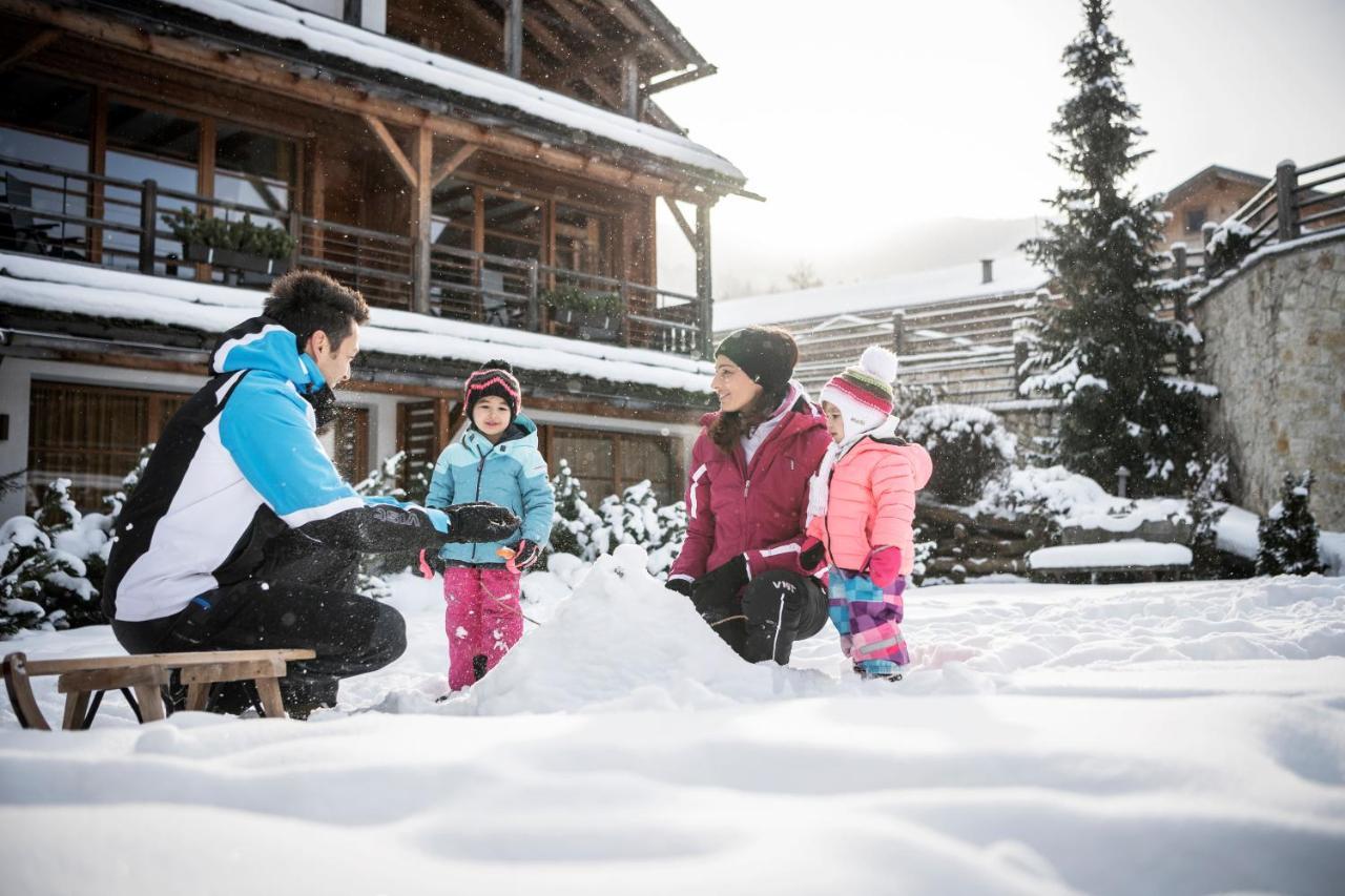 Post Alpina - Family Mountain Chalets Innichen Exterior foto